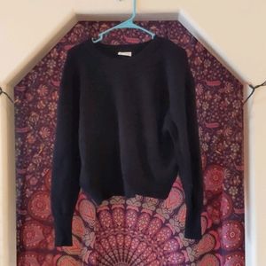 Women's sweater